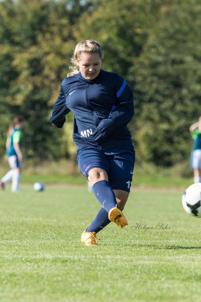 Bild 104 - B-Juniorinnen Krummesser SV - SV Henstedt Ulzburg : Ergebnis: 0:3